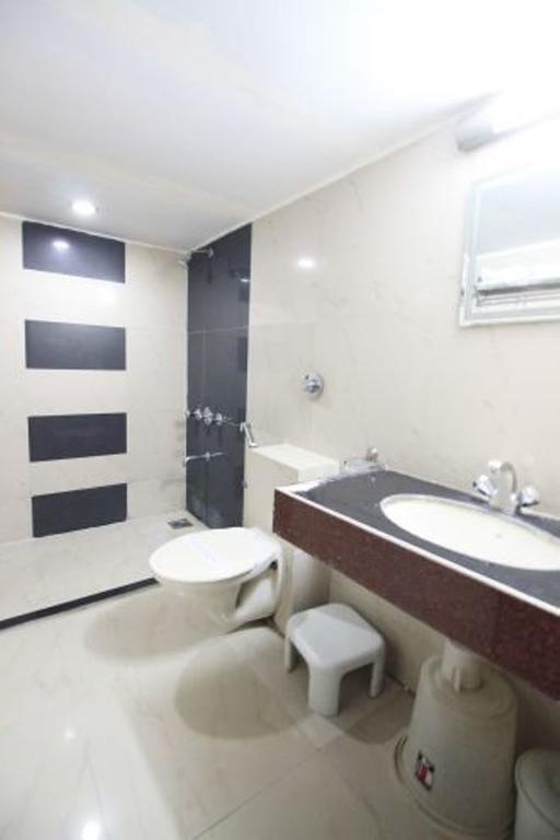 Hotel Eden Ahmedabad Habitación foto